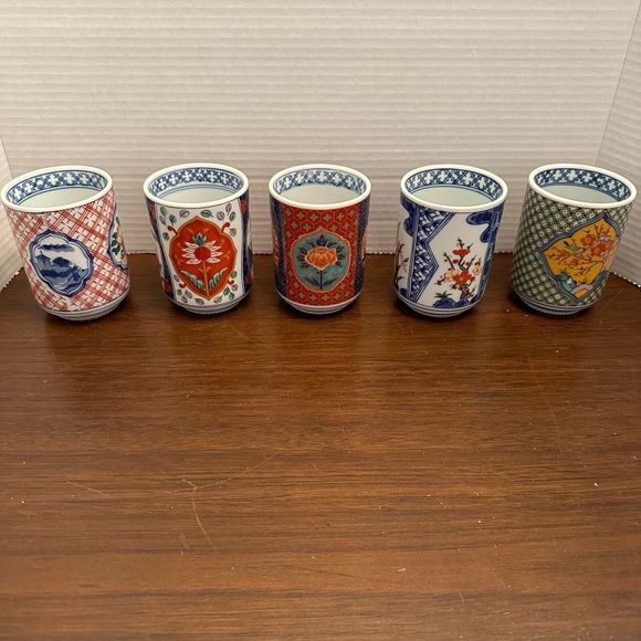 Lot of 5 Vintage Japanese Asian Porcelain Sake Tea Cup Flowers Blossom - Picture 1 of 11